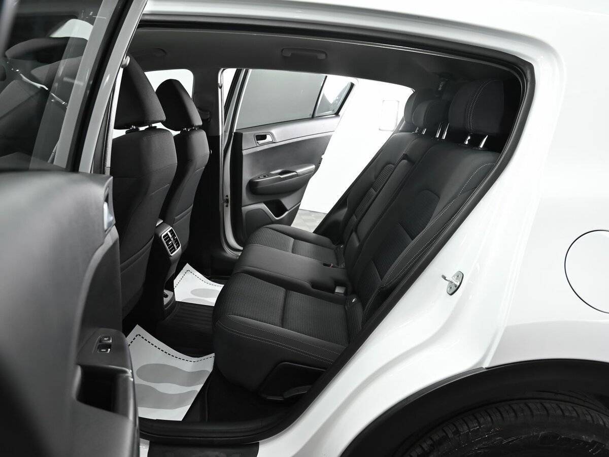 Kia Sportage с пробегом — 2017 год. Фото: #12