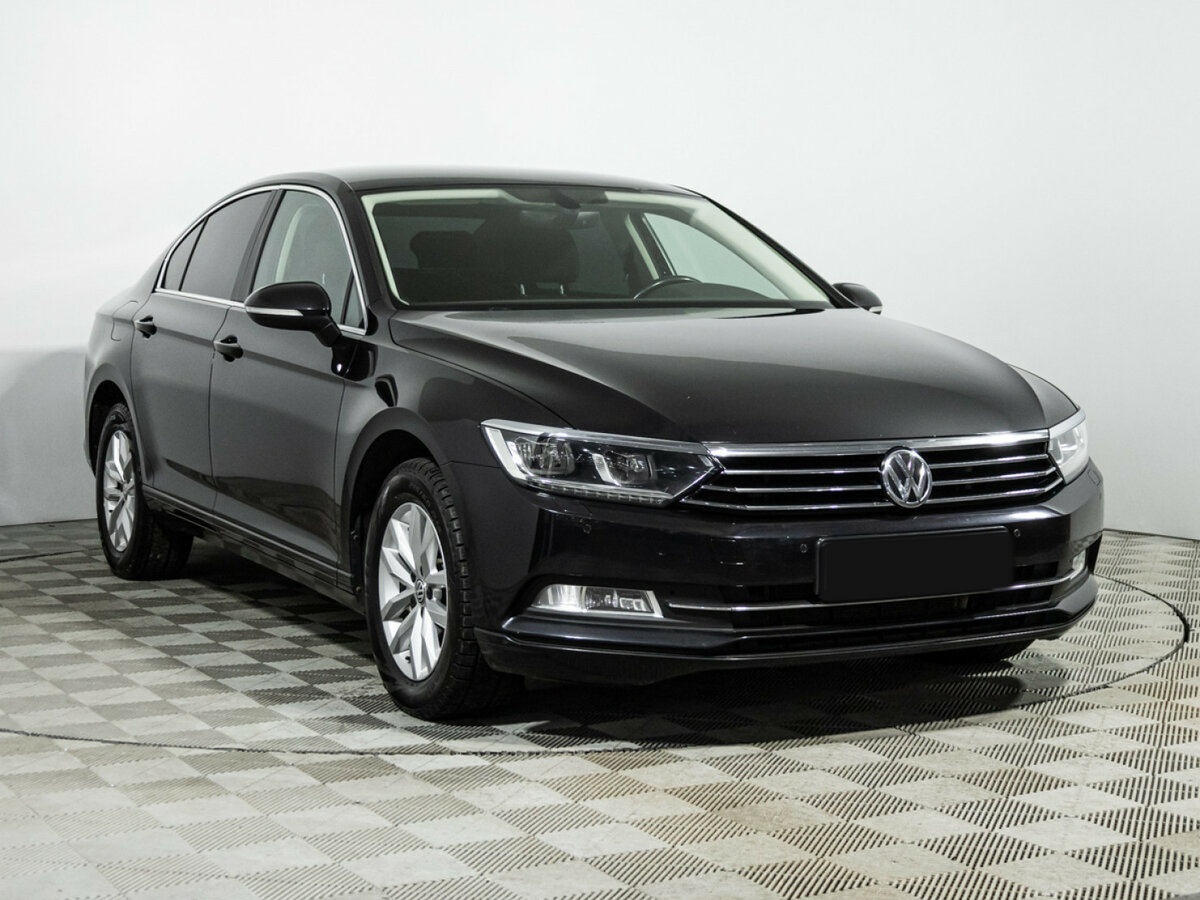 Volkswagen Passat с пробегом — 2017 год. Фото: #2