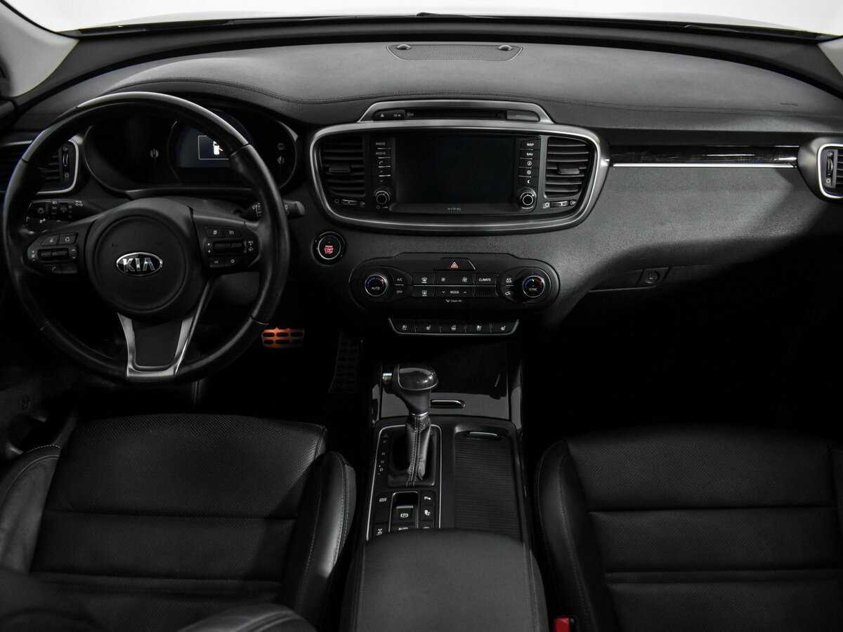 Kia Sorento с пробегом — 2016 год. Фото: #11