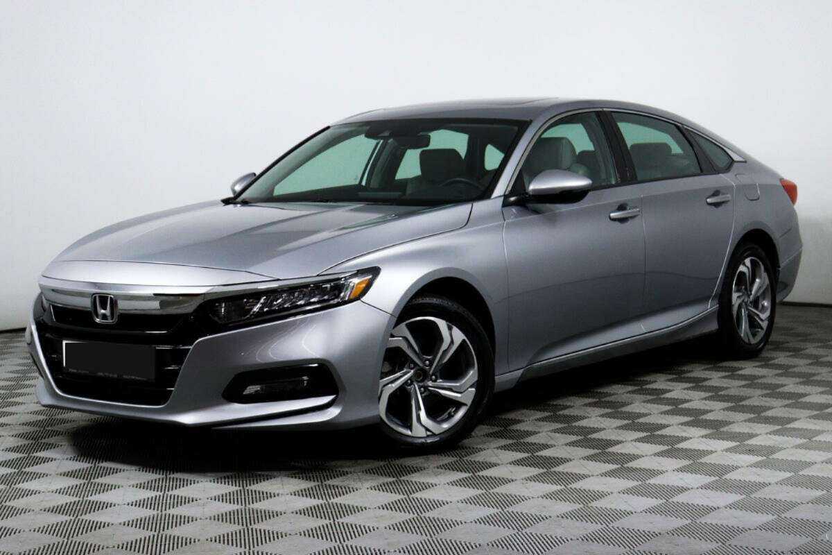 Honda Accord с пробегом — 2018 год. Фото: #0