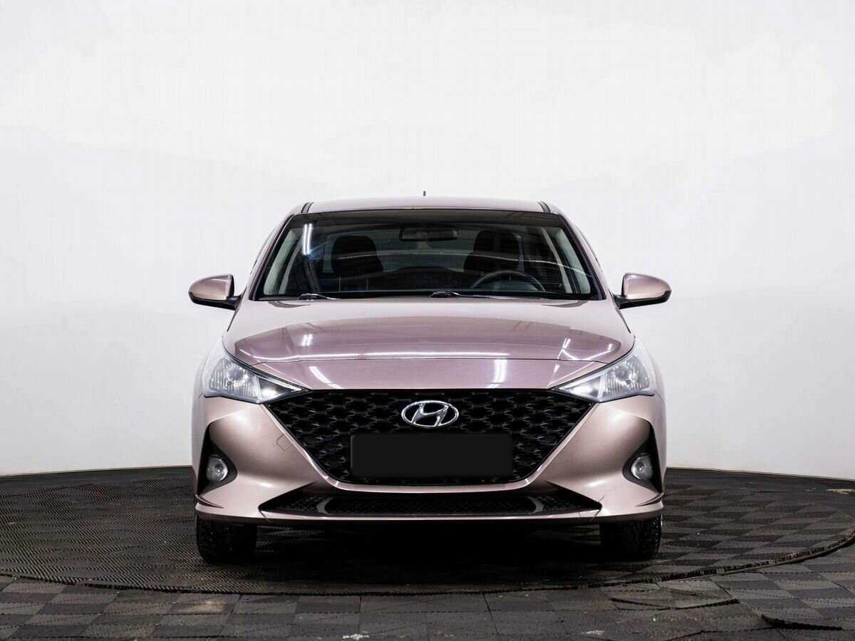 Hyundai Solaris с пробегом — 2020 год. Фото: #1