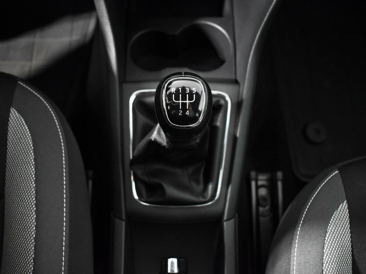Skoda Rapid с пробегом — 2019 год. Фото: #8