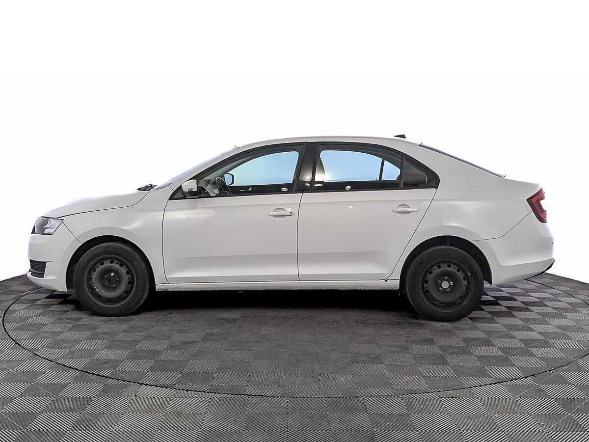 Skoda Rapid с пробегом — 2019 год. Фото: #7