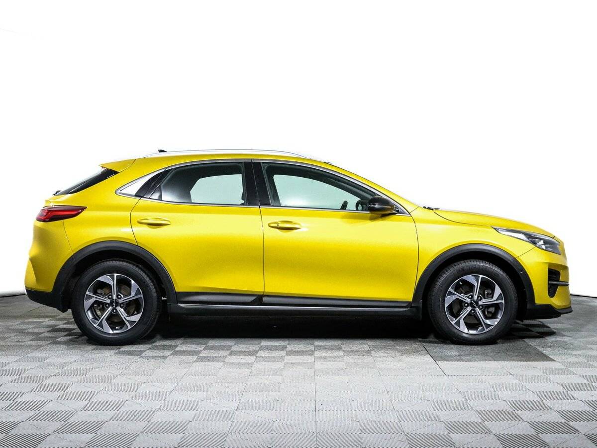 Kia XCeed с пробегом — 2021 год. Фото: #3