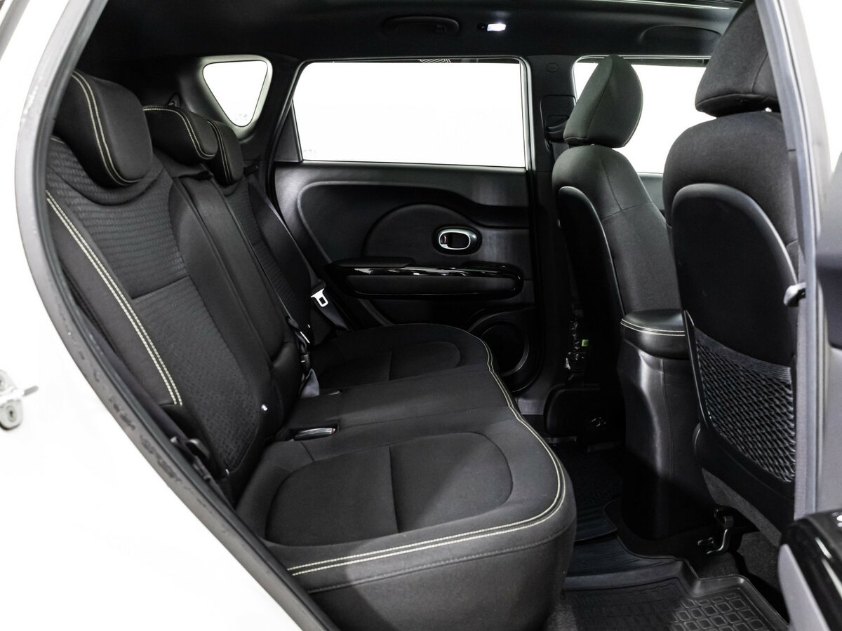 Kia Soul с пробегом — 2015 год. Фото: #18