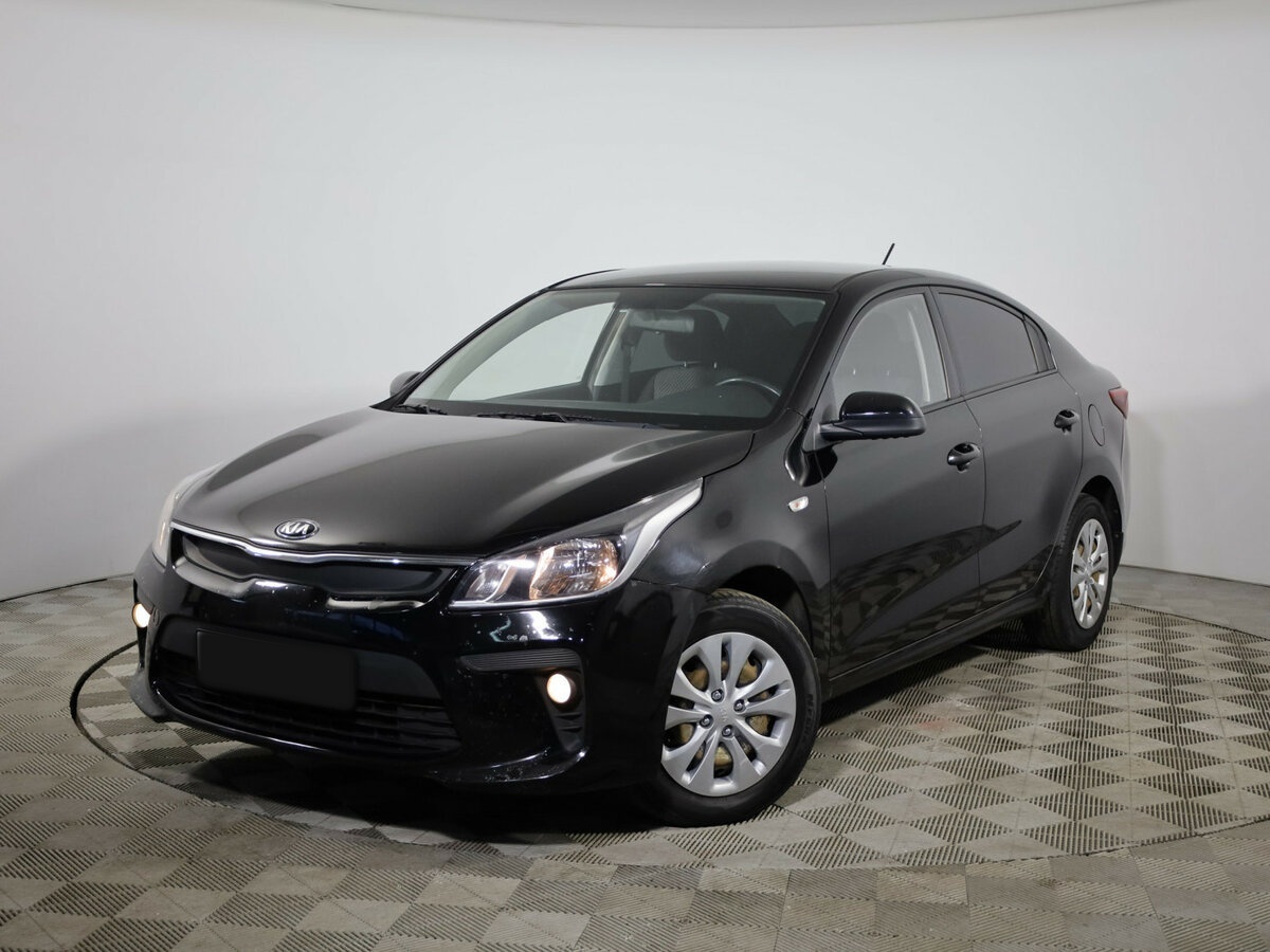 Kia Rio с пробегом — 2017 год. Посмотреть фото