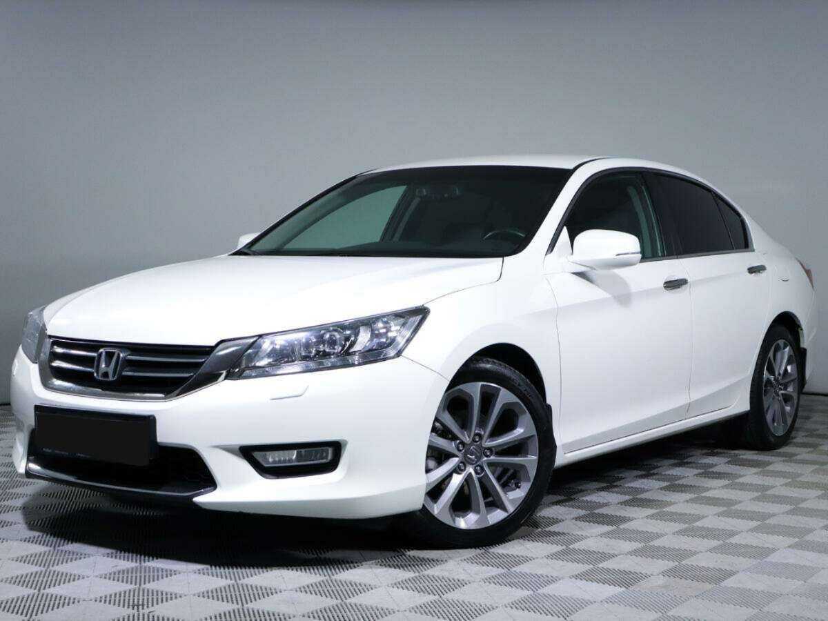 Honda Accord с пробегом — 2013 год. Посмотреть фото