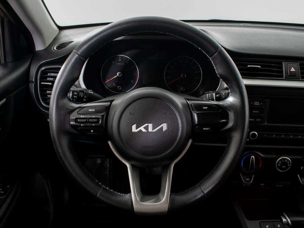 Kia Rio с пробегом — 2021 год. Фото: #11
