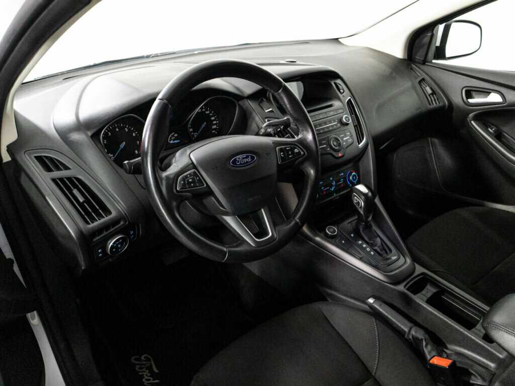 Ford Focus с пробегом — 2016 год. Фото: #8