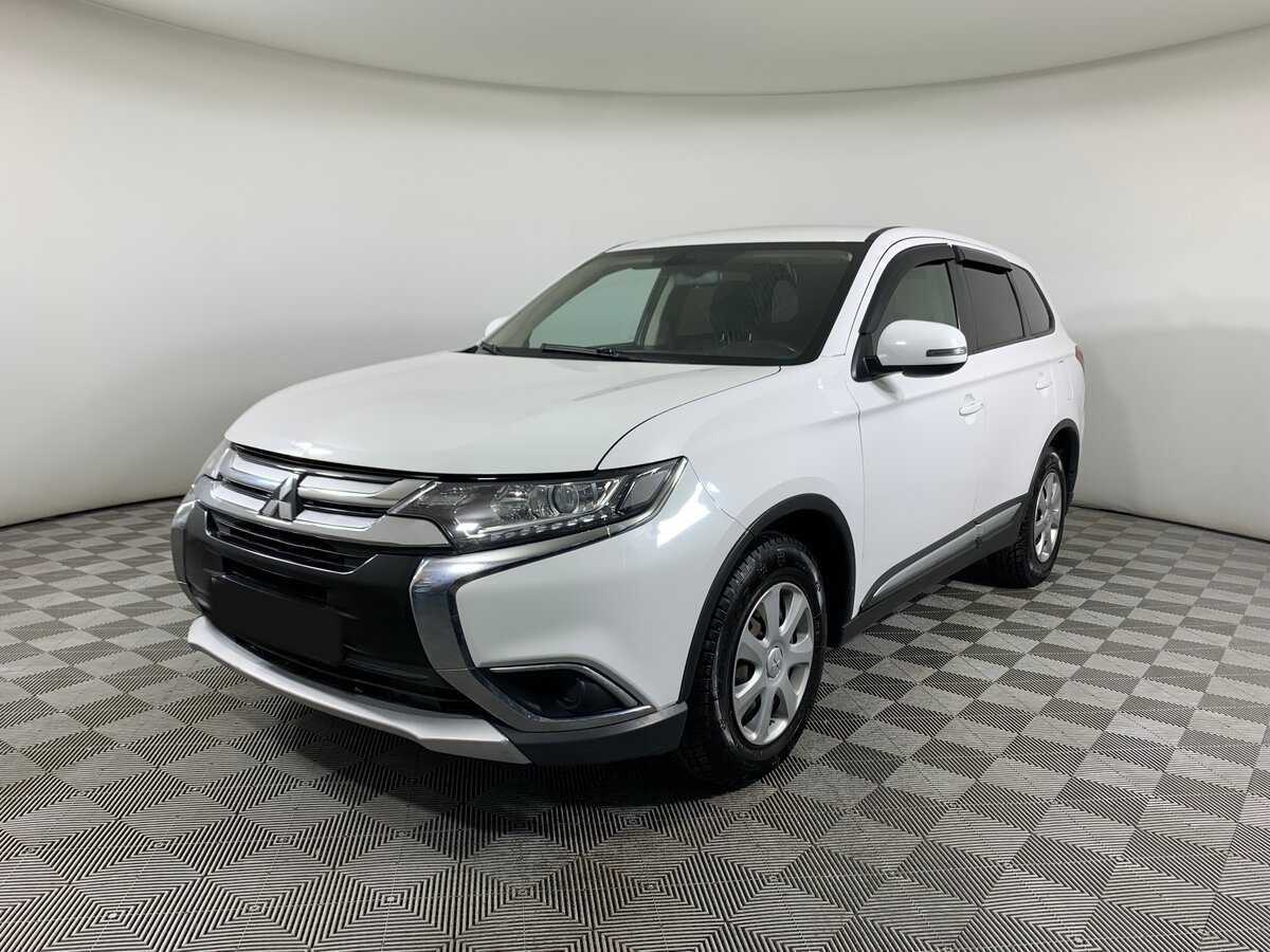 Mitsubishi Outlander с пробегом — 2017 год. Фото: #0