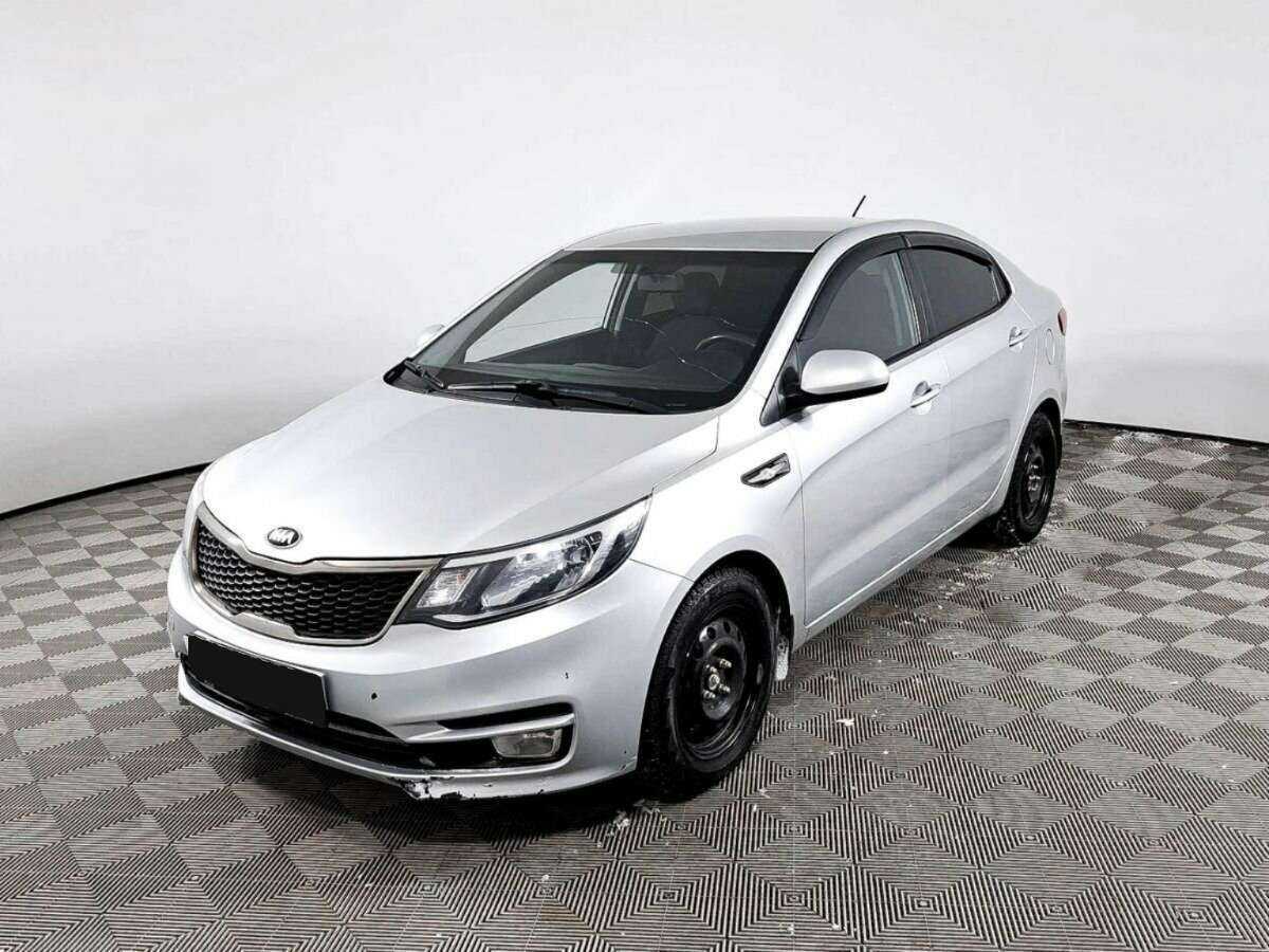 Kia Rio с пробегом — 2015 год. Фото: #0