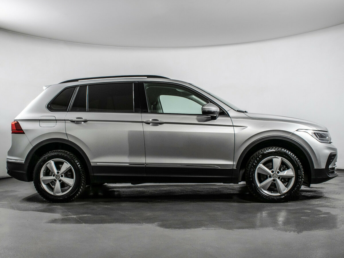 Volkswagen Tiguan с пробегом — 2021 год. Фото: #3