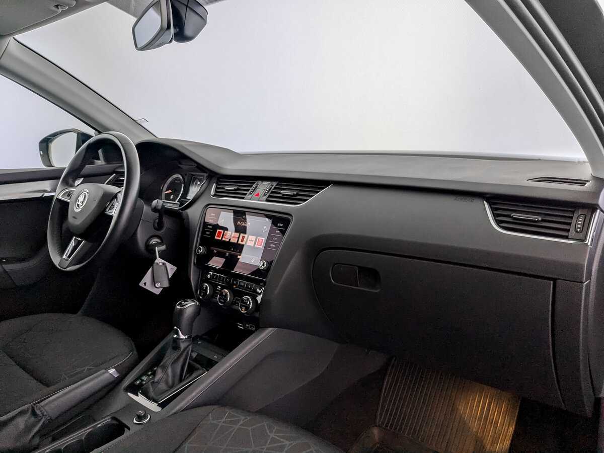 Skoda Octavia с пробегом — 2019 год. Фото: #8