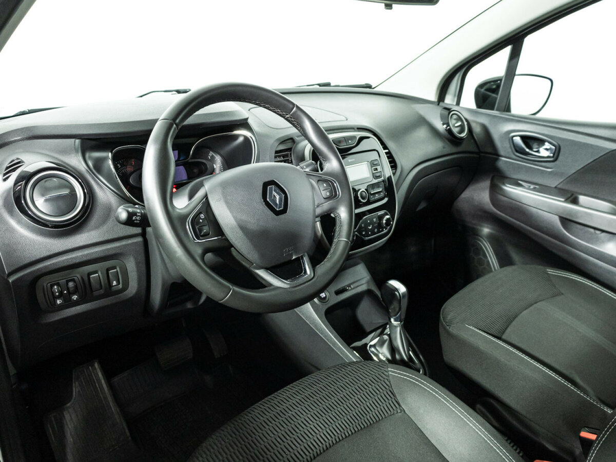 Renault Kaptur с пробегом — 2018 год. Фото: #10