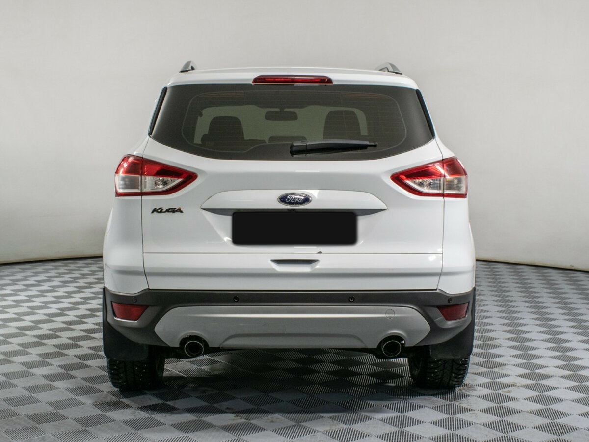 Ford Kuga с пробегом — 2014 год. Фото: #4