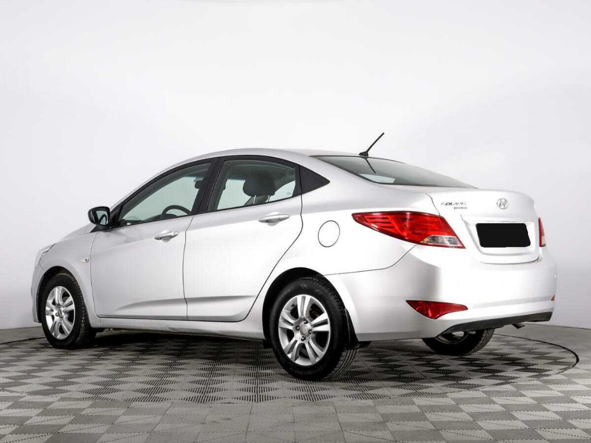 Hyundai Solaris с пробегом — 2016 год. Фото: #6