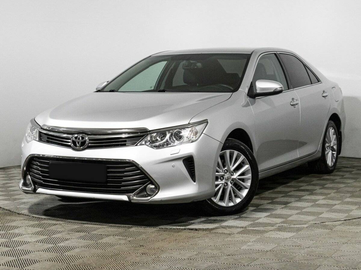 Toyota Camry с пробегом — 2015 год. Фото: #0