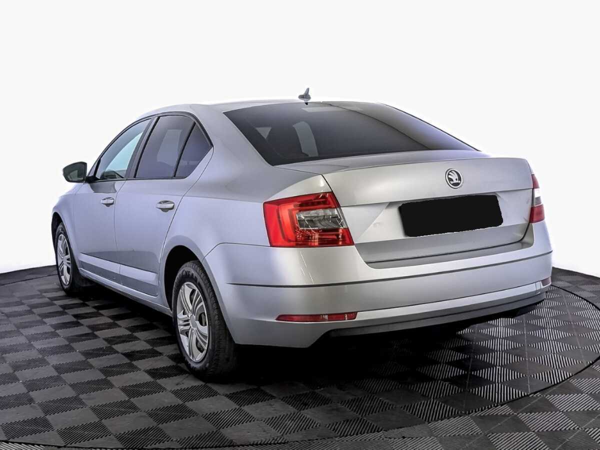 Skoda Octavia с пробегом — 2017 год. Фото: #6