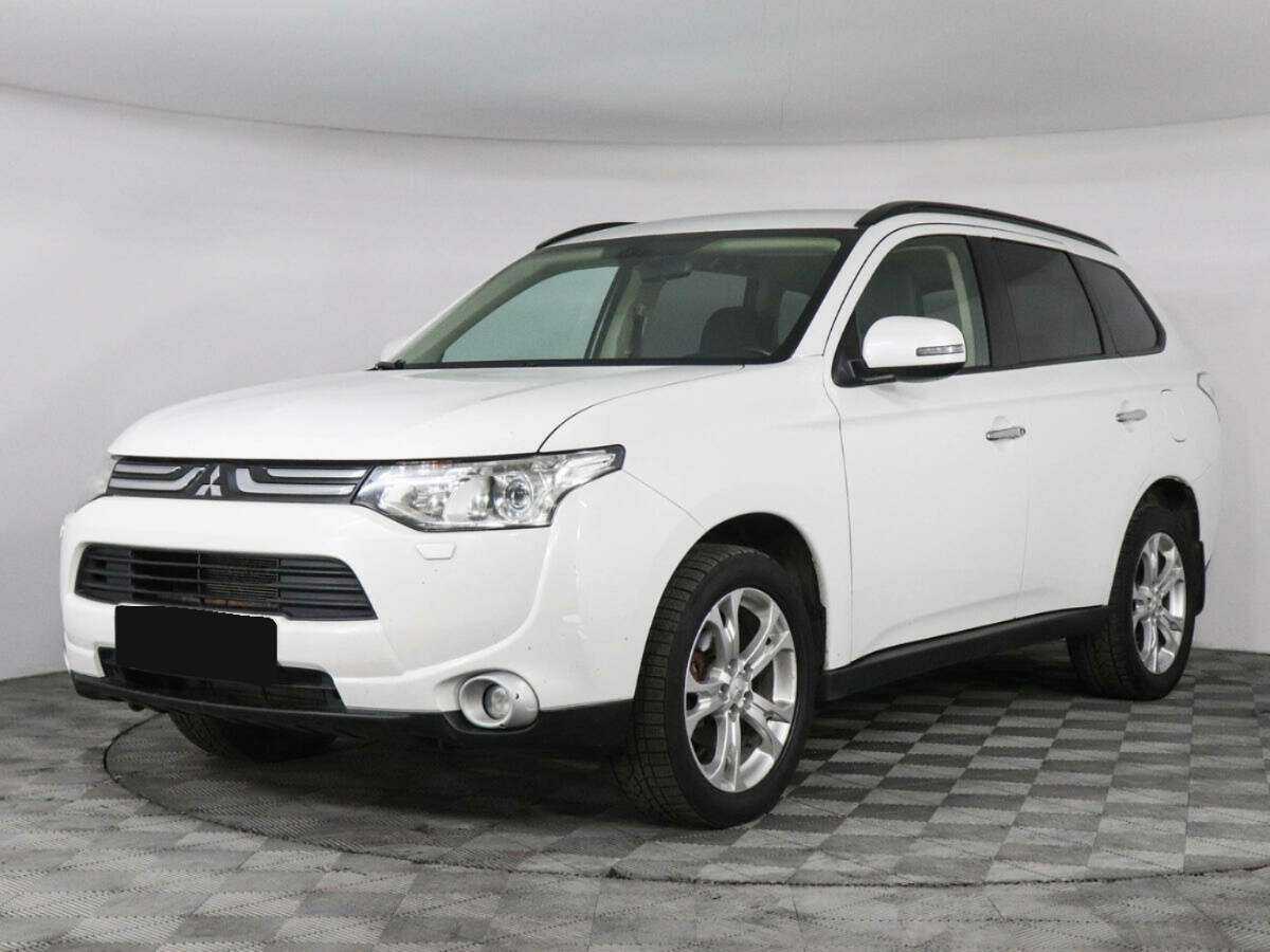 Mitsubishi Outlander с пробегом — 2012 год. Посмотреть фото