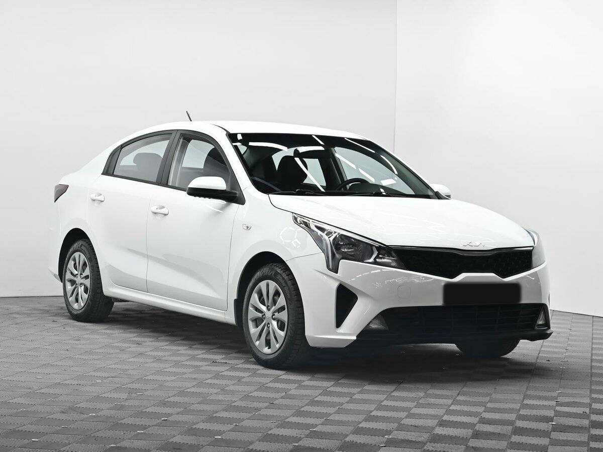 Kia Rio с пробегом — 2022 год. Фото: #1