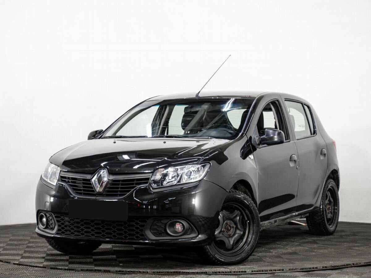 Renault Sandero с пробегом — 2016 год. Посмотреть фото