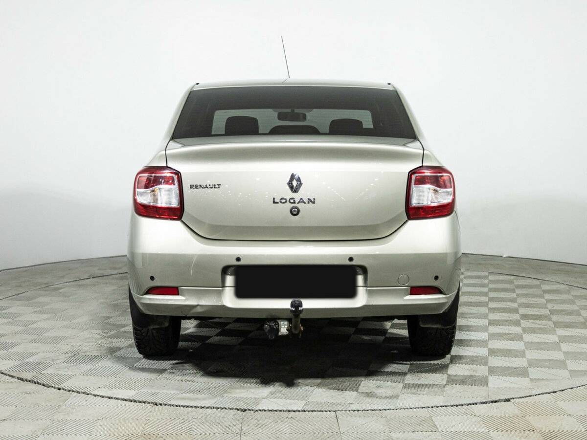 Renault Logan с пробегом — 2014 год. Фото: #5