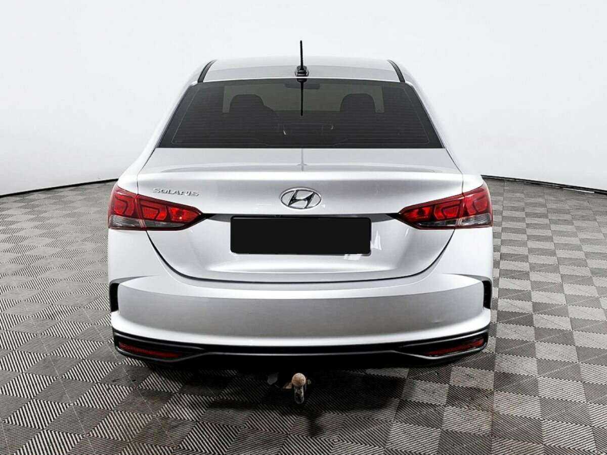 Hyundai Solaris с пробегом — 2021 год. Фото: #4