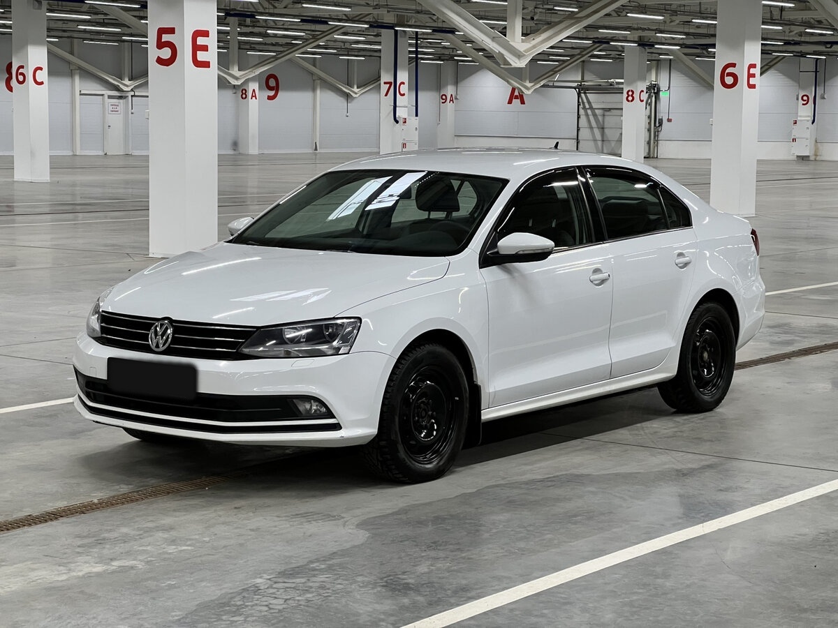 Volkswagen Jetta с пробегом — 2016 год. Посмотреть фото