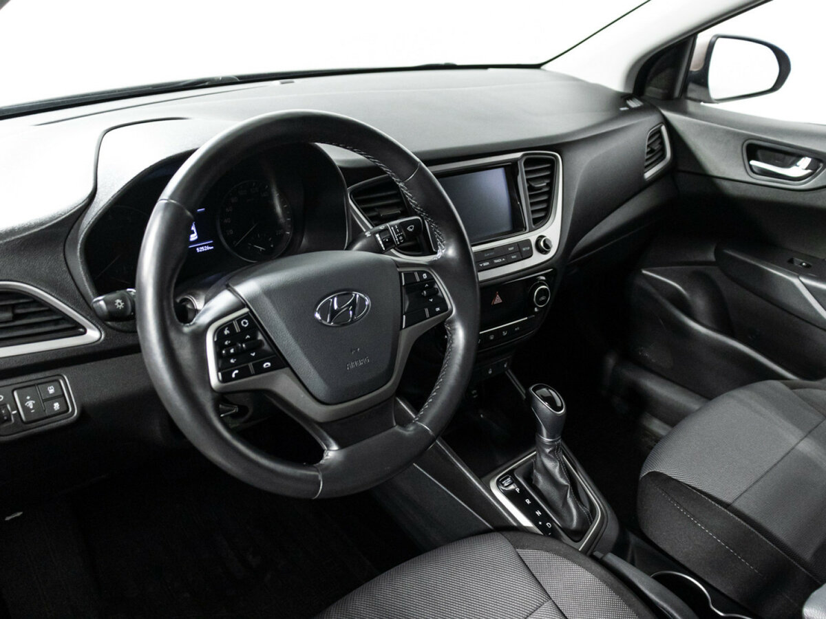 Hyundai Solaris с пробегом — 2018 год. Фото: #10