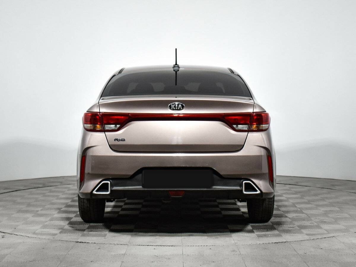 Kia Rio с пробегом — 2020 год. Фото: #4