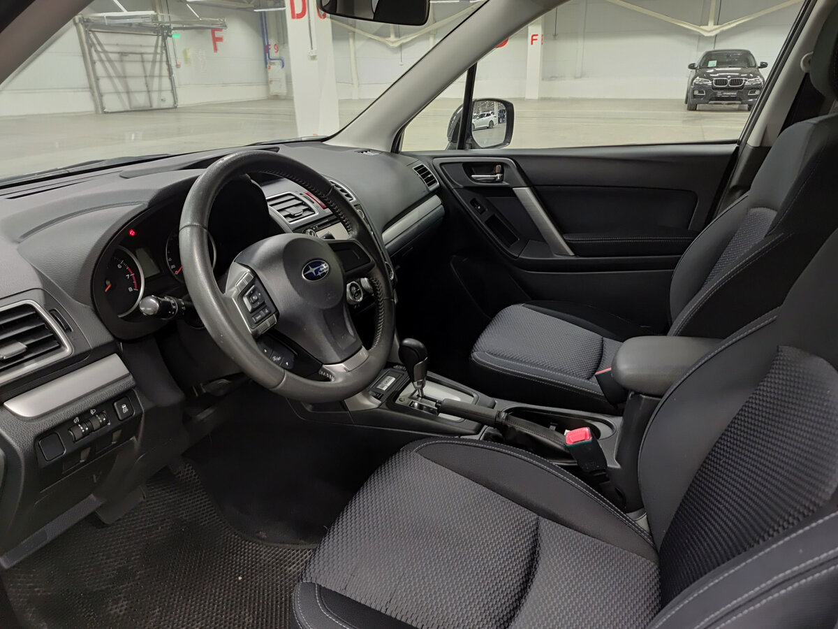 Subaru Forester с пробегом — 2015 год. Фото: #14