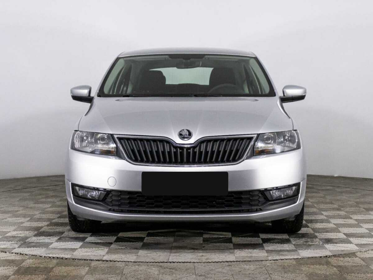 Skoda Rapid с пробегом — 2018 год. Фото: #1