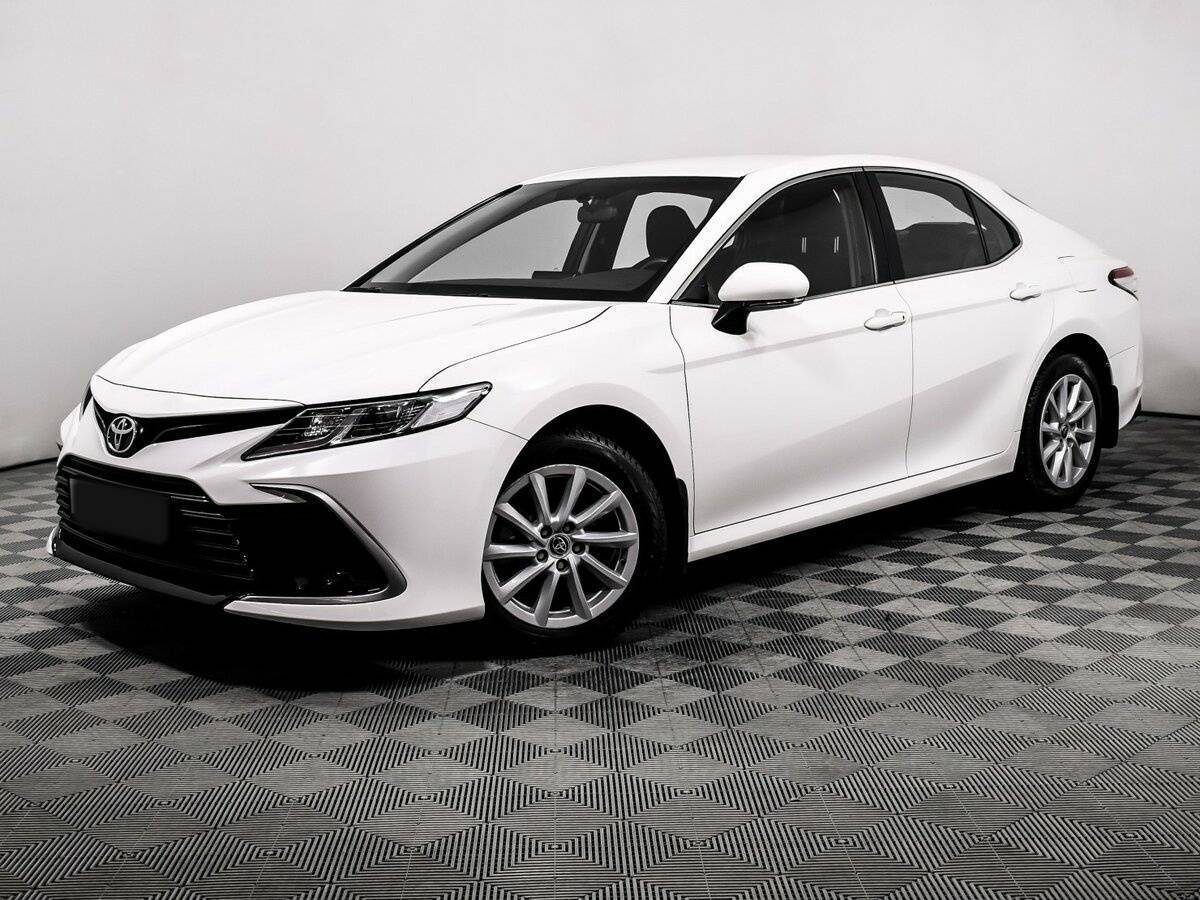 Toyota Camry с пробегом — 2021 год. Посмотреть фото
