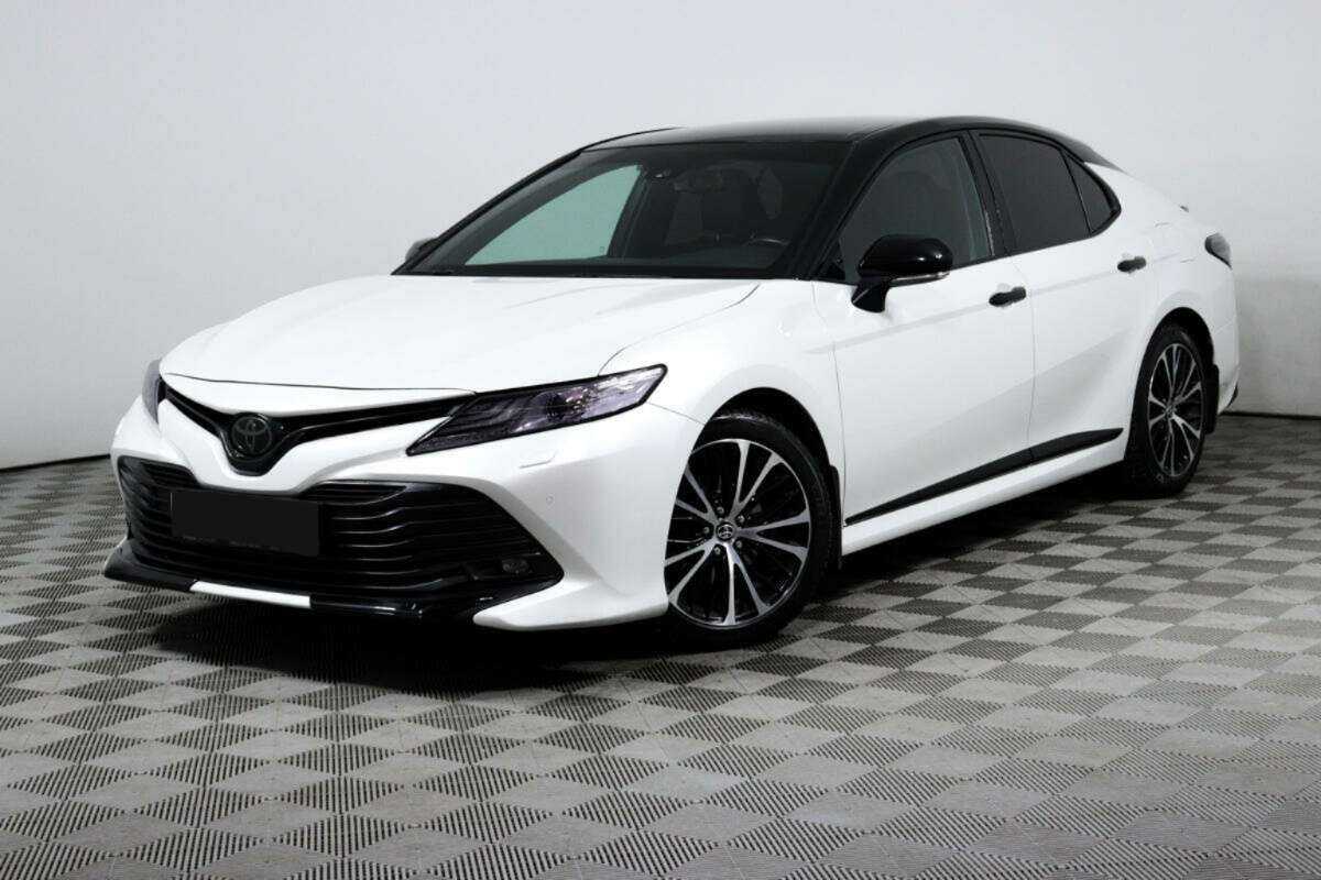 Toyota Camry с пробегом — 2021 год. Фото: #0