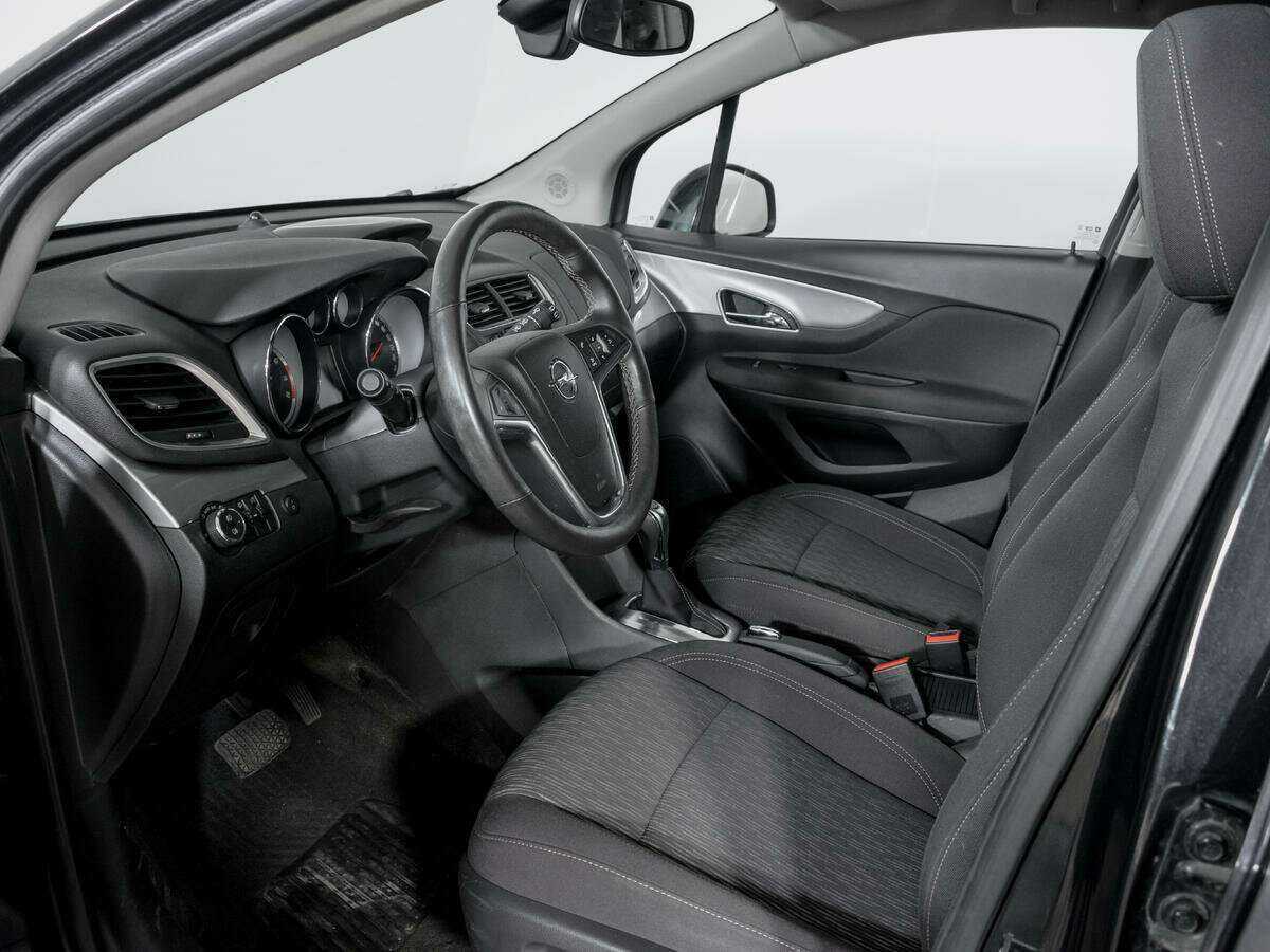 Opel Mokka с пробегом — 2014 год. Фото: #14