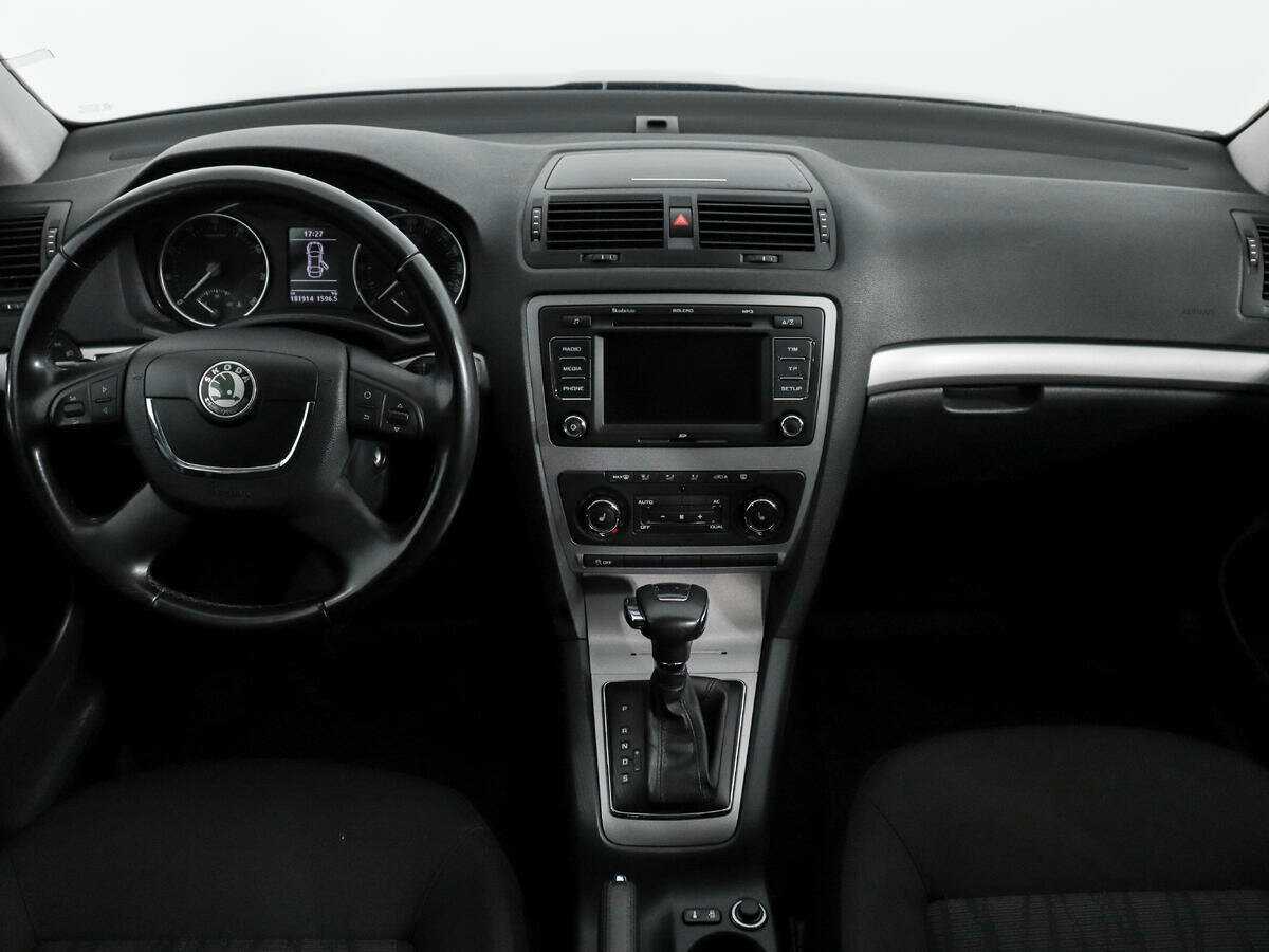 Skoda Octavia с пробегом — 2013 год. Фото: #12