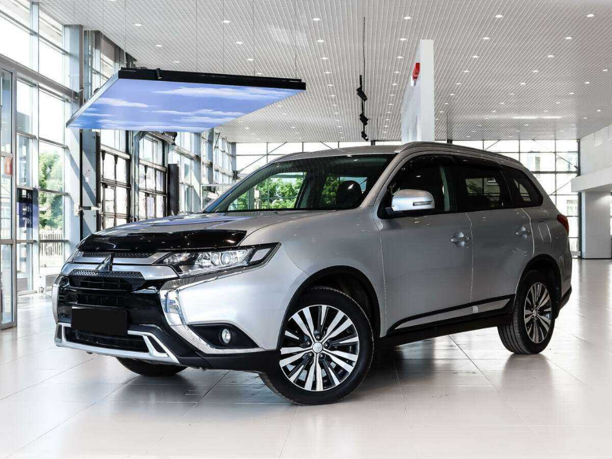 Mitsubishi Outlander с пробегом — 2019 год. Посмотреть фото