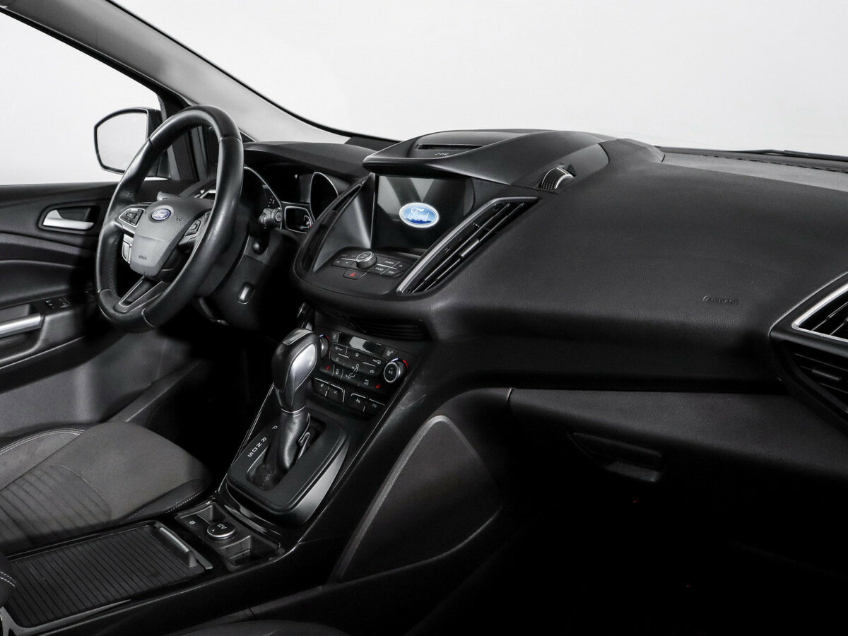 Ford Kuga с пробегом — 2018 год. Фото: #6