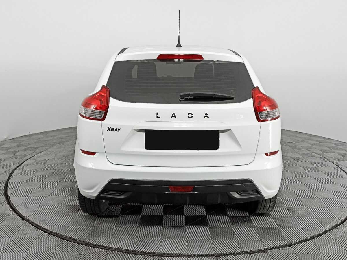 Lada (ВАЗ) XRAY с пробегом — 2018 год. Фото: #4