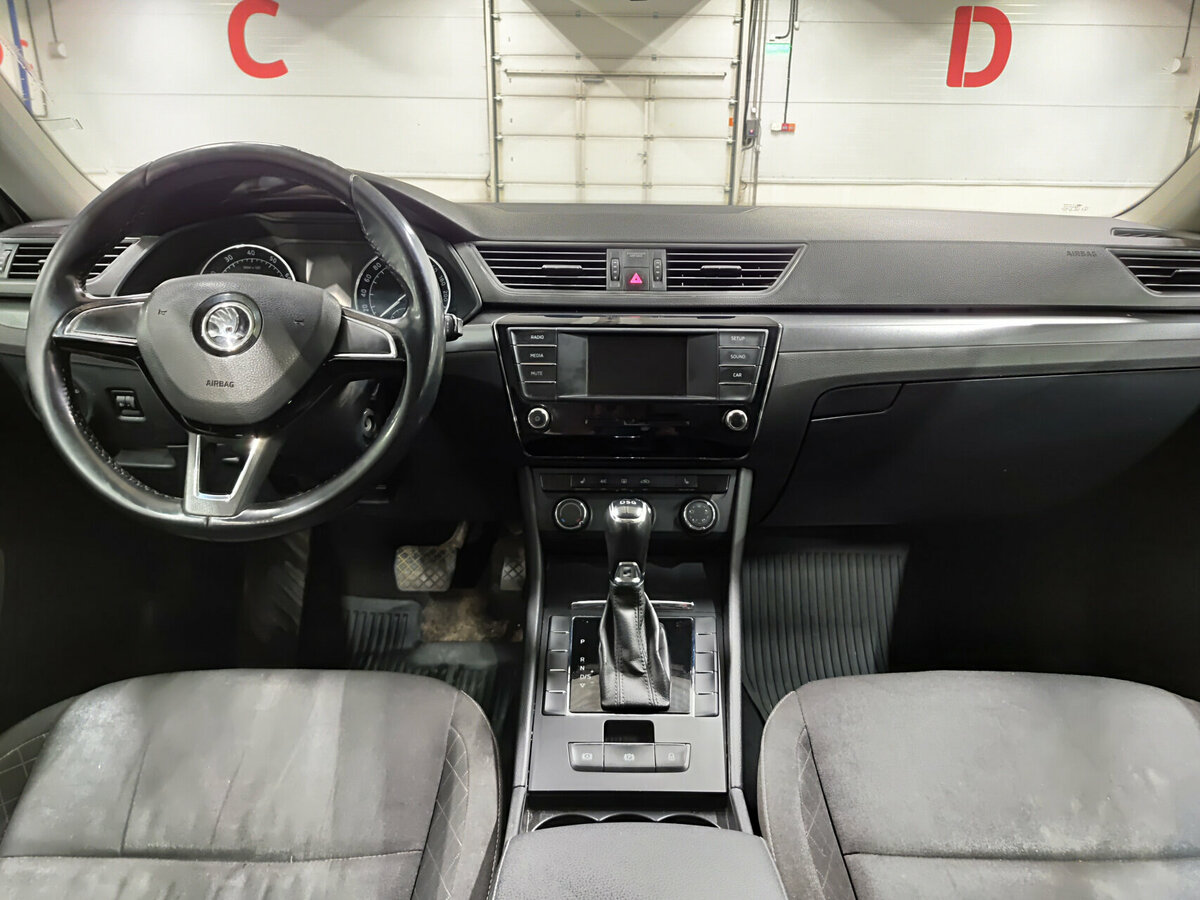 Skoda Superb с пробегом — 2016 год. Фото: #12