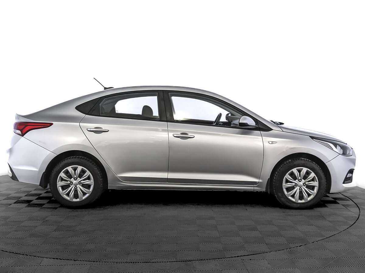 Hyundai Solaris с пробегом — 2018 год. Фото: #3