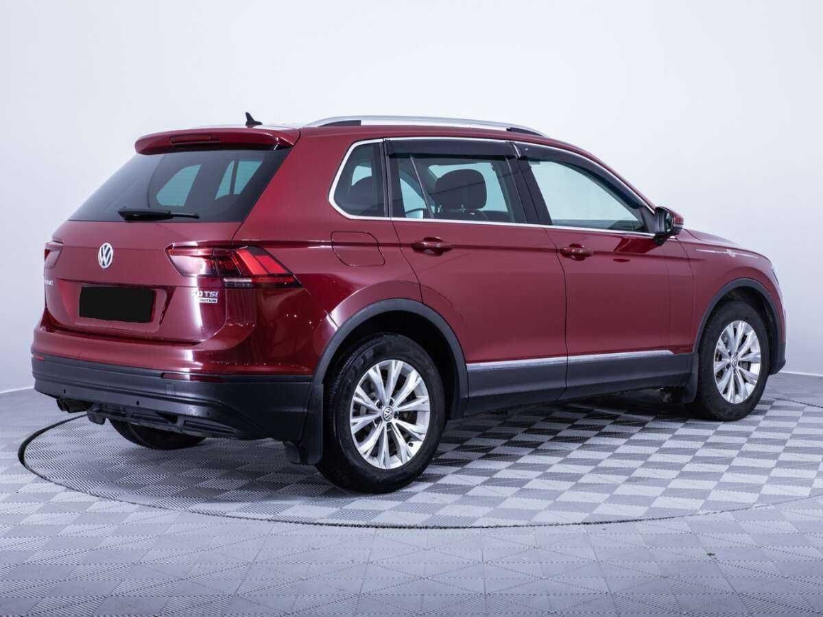 Volkswagen Tiguan с пробегом — 2017 год. Фото: #4