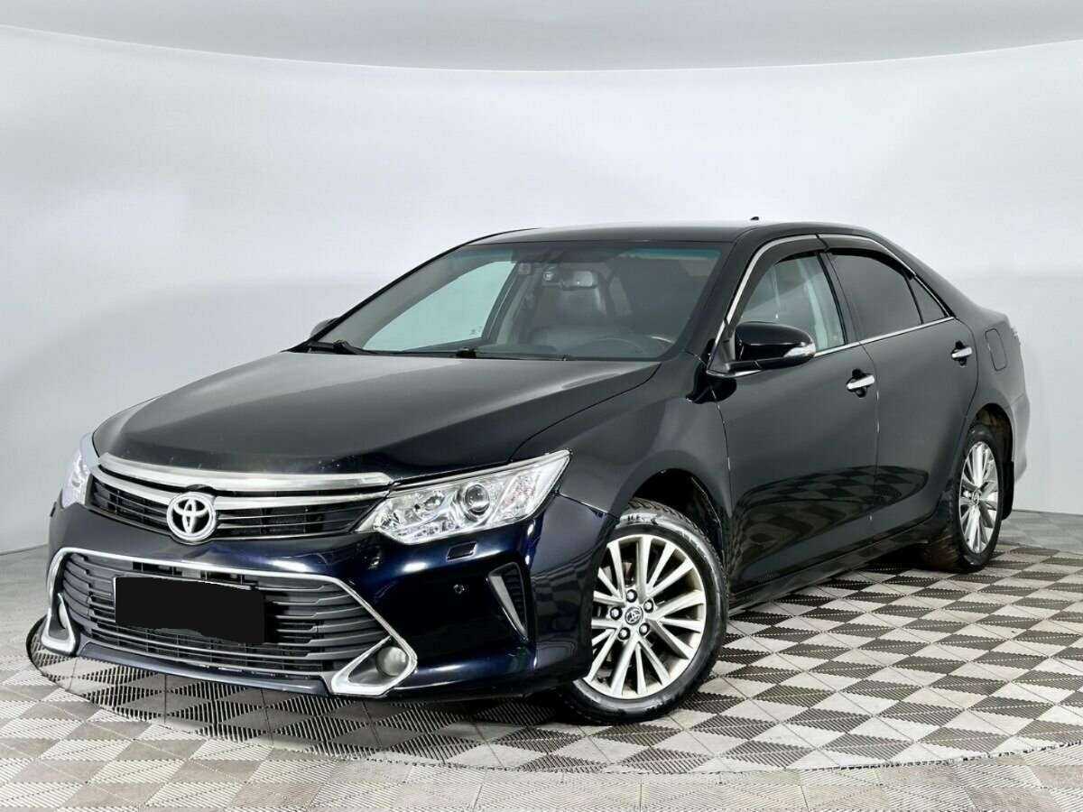 Toyota Camry с пробегом — 2016 год. Фото: #0