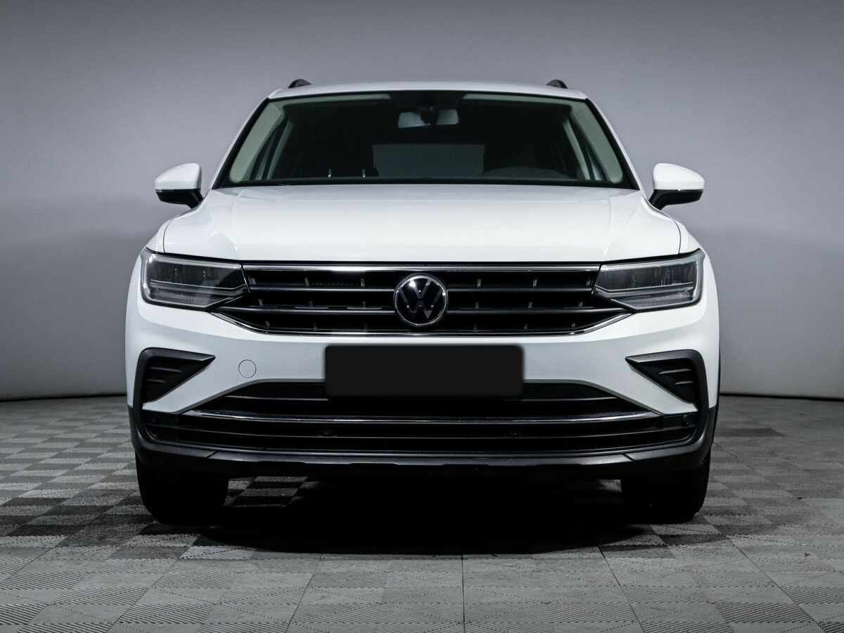 Volkswagen Tiguan с пробегом — 2021 год. Фото: #1