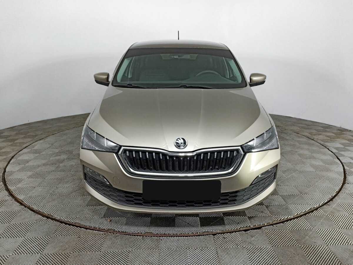 Skoda Rapid с пробегом — 2020 год. Фото: #1