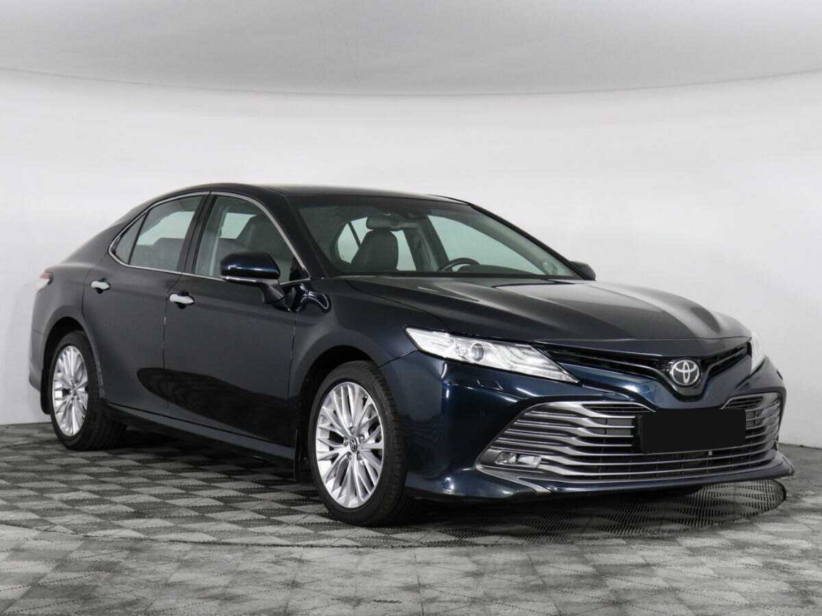 Toyota Camry с пробегом — 2020 год. Фото: #2