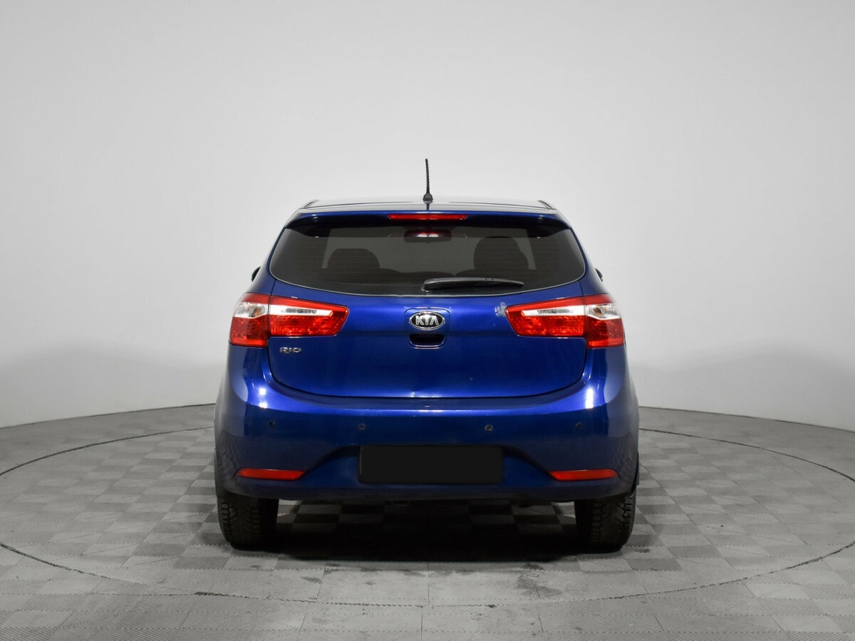 Kia Rio с пробегом — 2014 год. Фото: #5