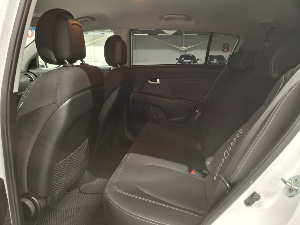 Kia Sportage с пробегом — 2014 год. Фото: #11