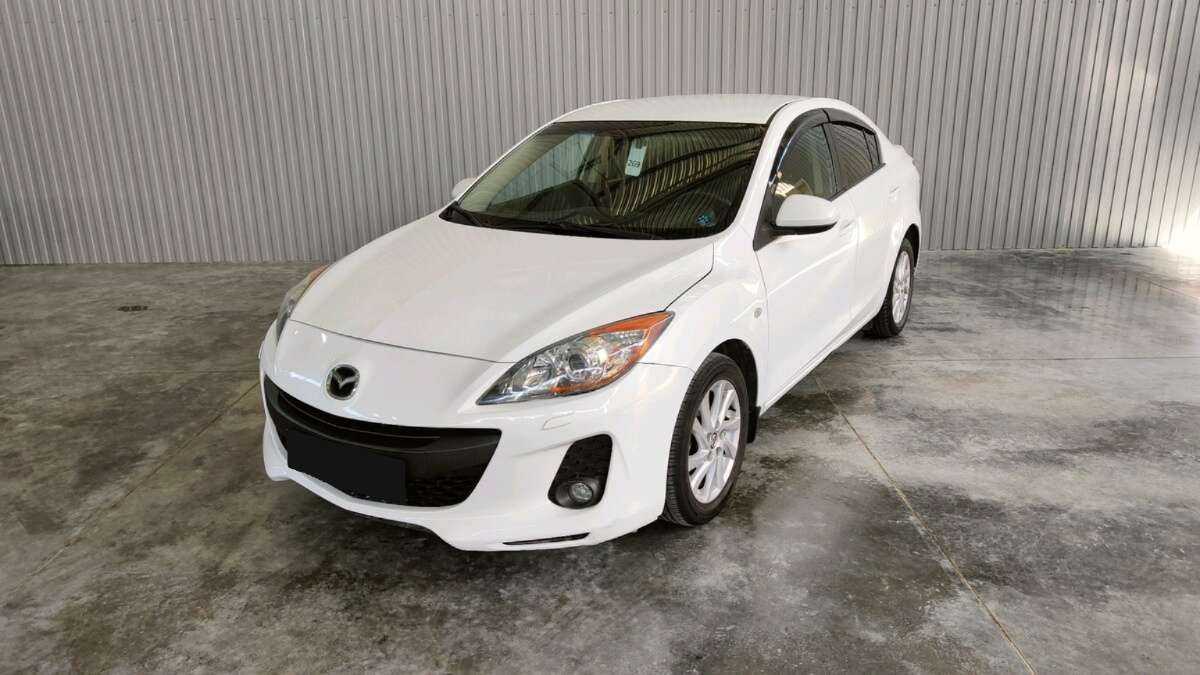 Mazda 3 с пробегом — 2012 год. Фото: #0
