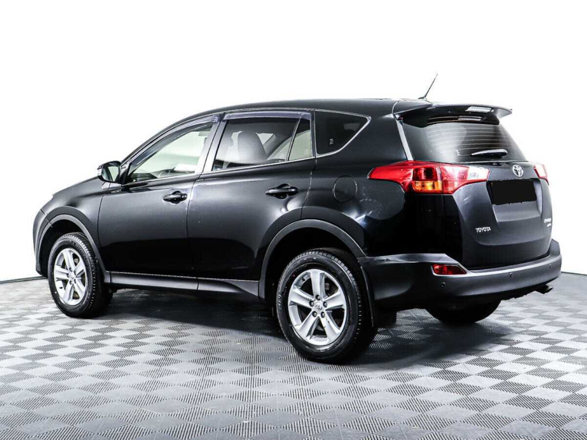 Toyota RAV4 с пробегом — 2013 год. Фото: #6